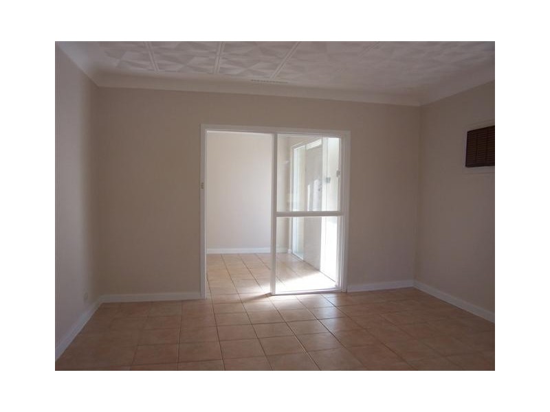 4 Orange Valley Road, Kalamunda WA 6076