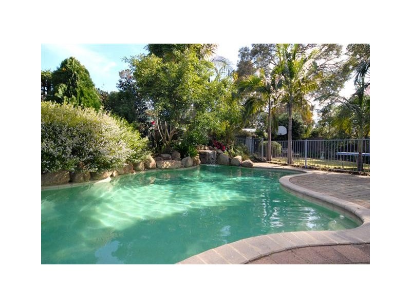 11 Shield Road, Lesmurdie WA 6076