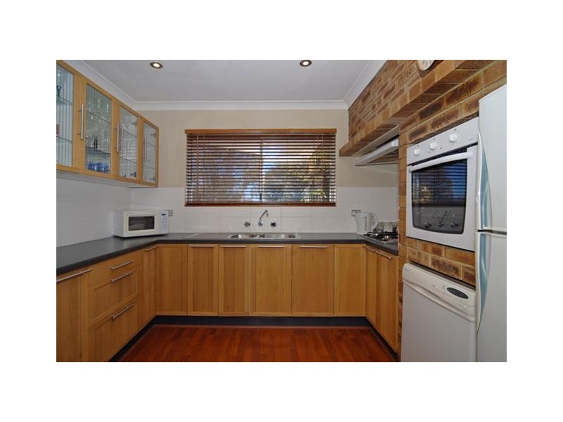 11 Shield Road, Lesmurdie WA 6076