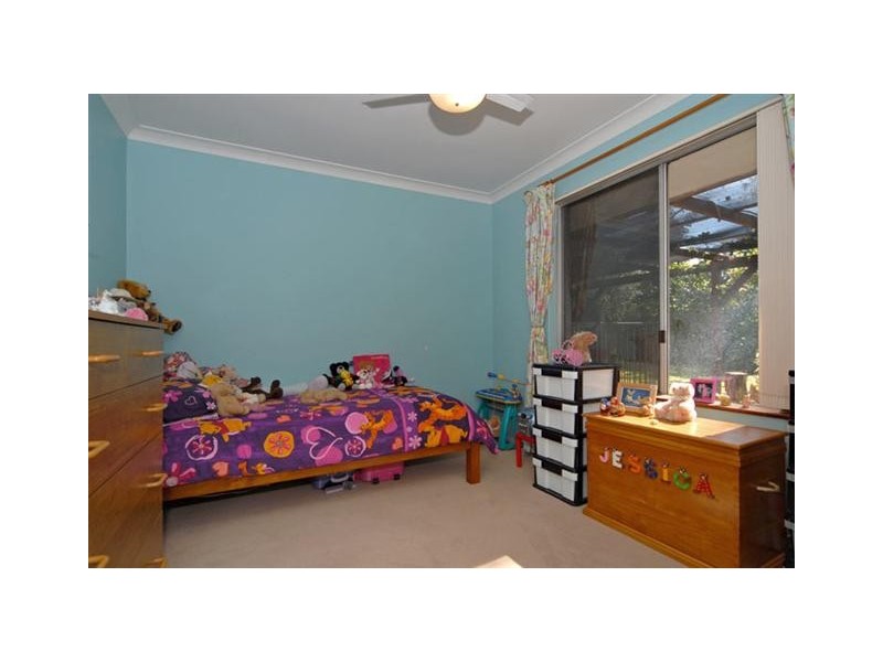 11 Shield Road, Lesmurdie WA 6076