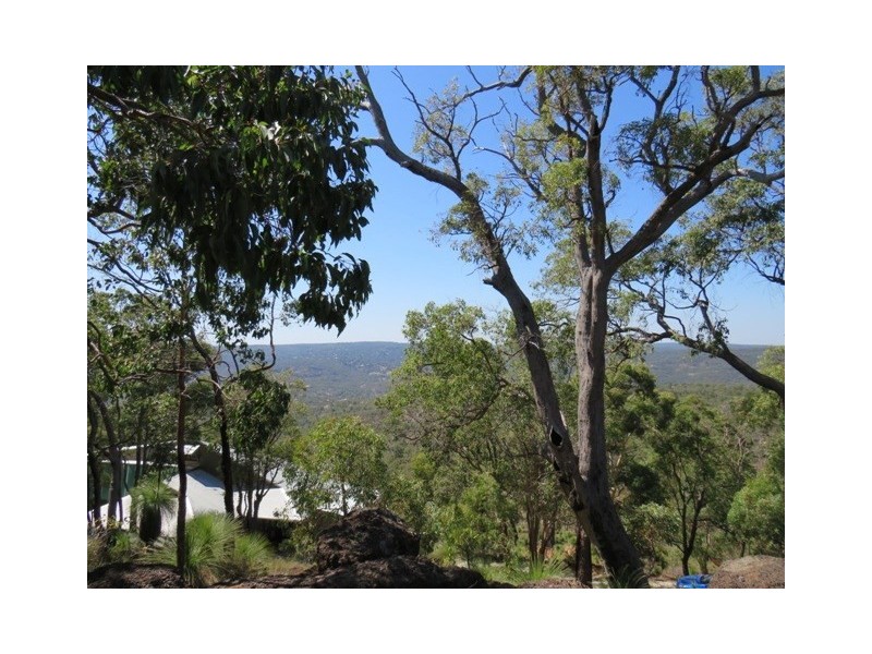 26 Graham Road, Gooseberry Hill WA 6076