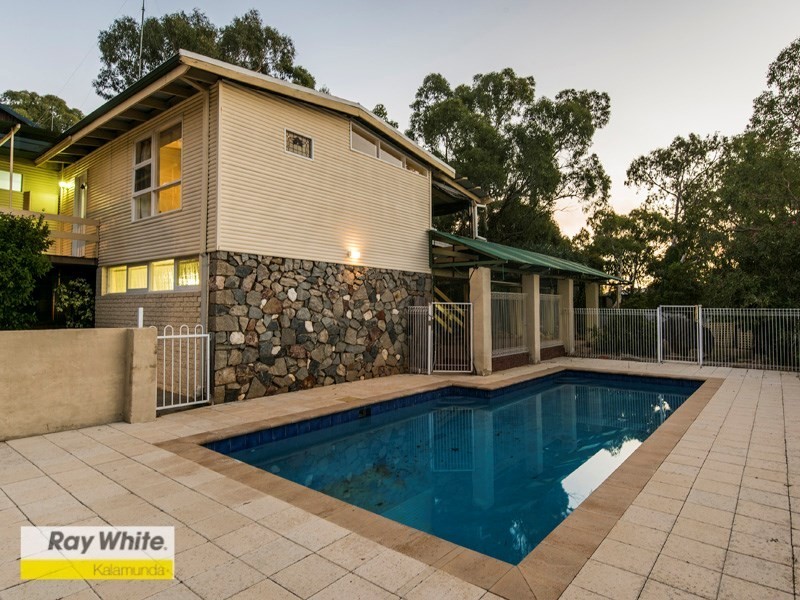24 Sherborne Road, Gooseberry Hill WA 6076