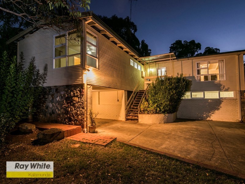 24 Sherborne Road, Gooseberry Hill WA 6076