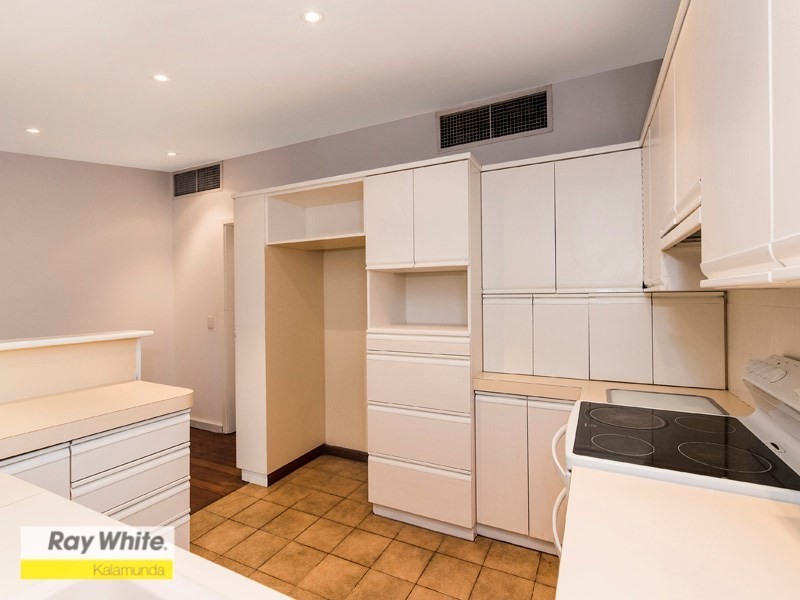 24 Sherborne Road, Gooseberry Hill WA 6076