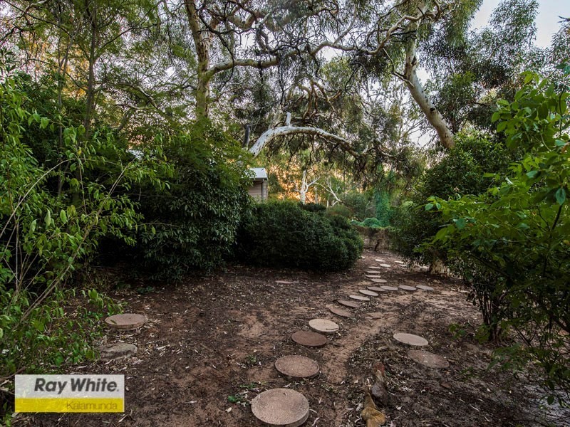 24 Sherborne Road, Gooseberry Hill WA 6076