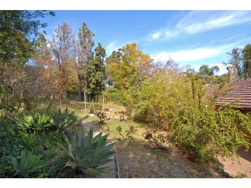 80 Basildon Road, Lesmurdie WA 6076