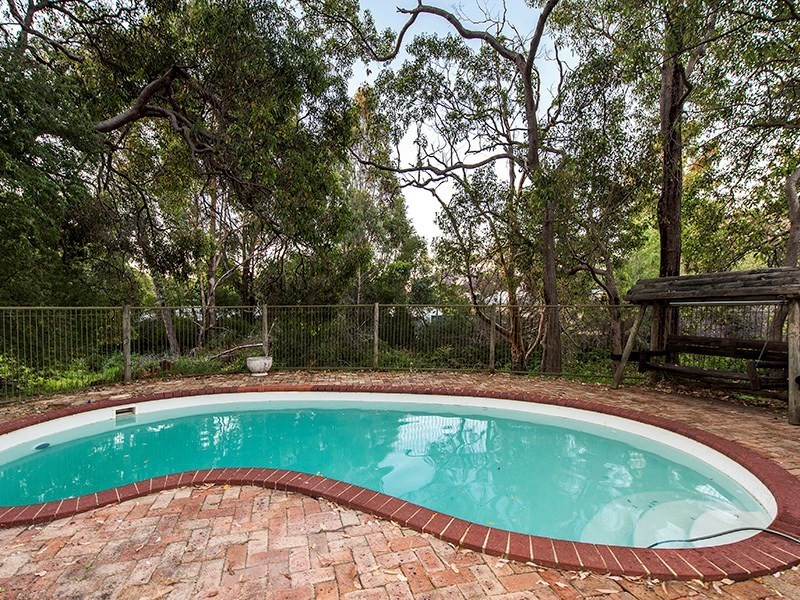 41 Winjana Road, Lesmurdie WA 6076