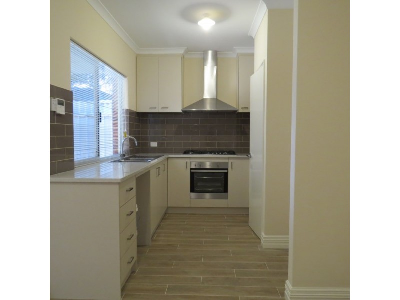 3/25 Boonooloo Road, Kalamunda WA 6076