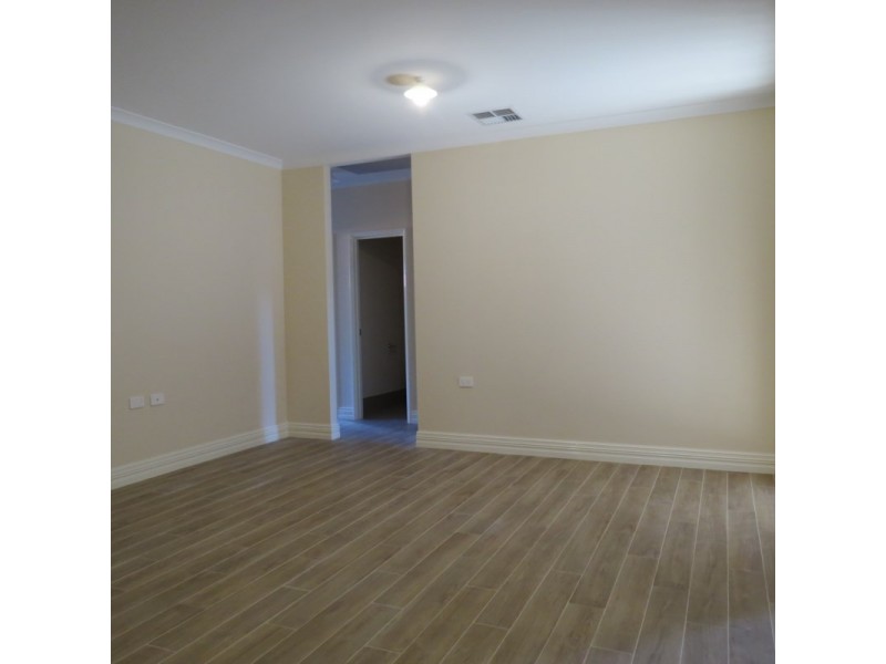 3/25 Boonooloo Road, Kalamunda WA 6076