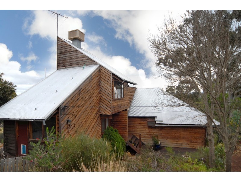 27 Gray Road, Gooseberry Hill WA 6076