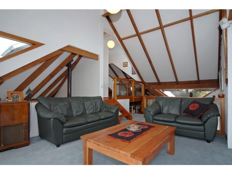 27 Gray Road, Gooseberry Hill WA 6076