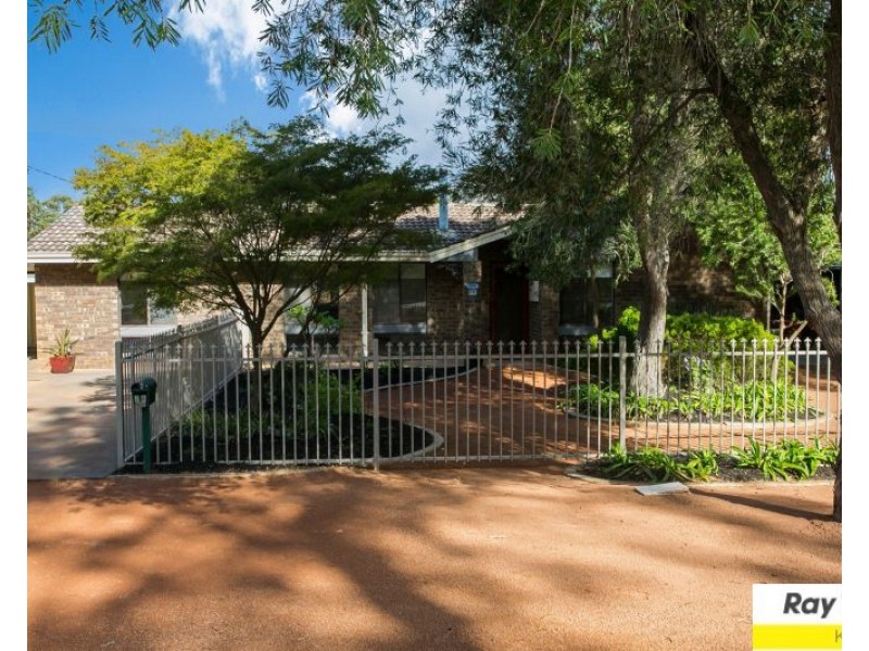 28 Banksia Road, Walliston WA 6076