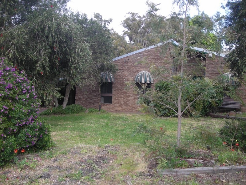 10 Tingle Close, Maida Vale WA 6057