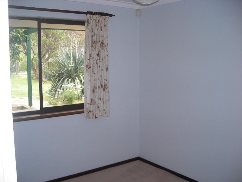 10 Tingle Close, Maida Vale WA 6057