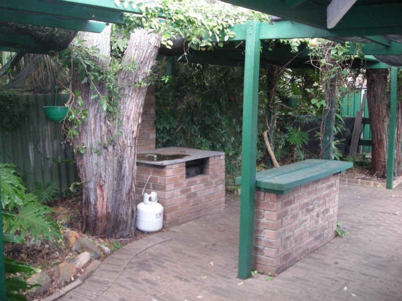 10 Tingle Close, Maida Vale WA 6057