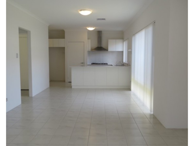 2B White Road, Kalamunda WA 6076