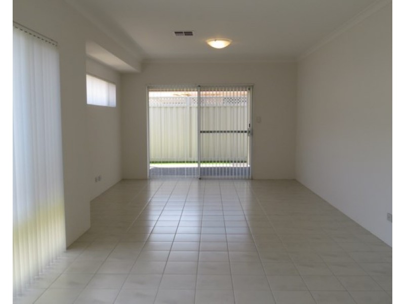 2B White Road, Kalamunda WA 6076