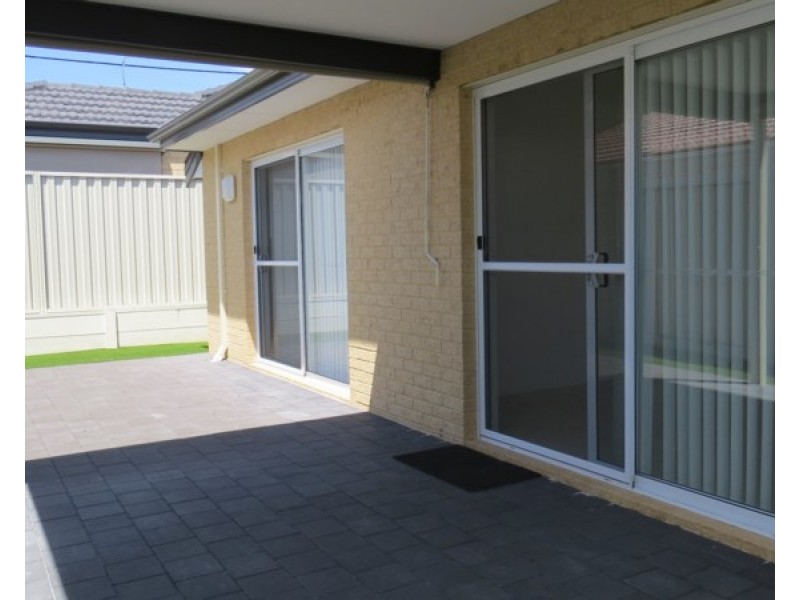 2B White Road, Kalamunda WA 6076