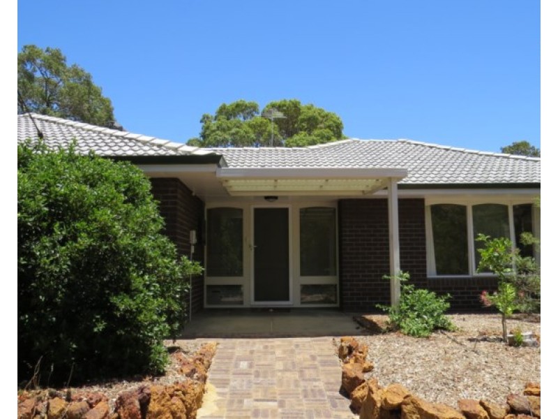 81 Temby Avenue, Kalamunda WA 6076