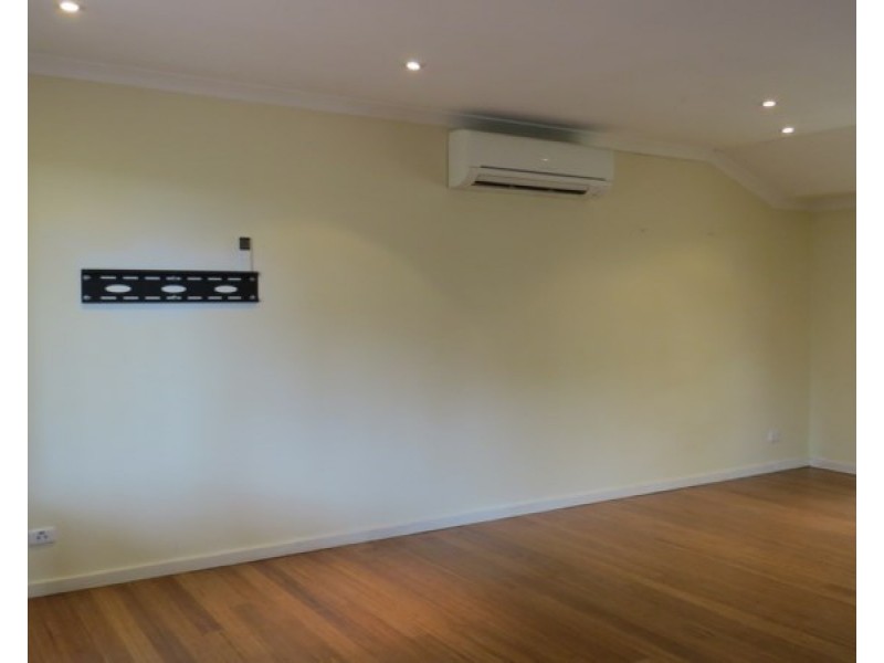 15 Snowball Road, Kalamunda WA 6076