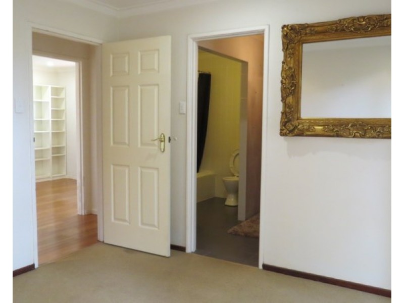 15 Snowball Road, Kalamunda WA 6076