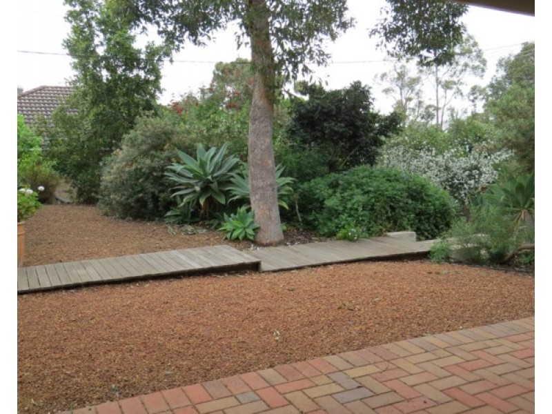 15 Snowball Road, Kalamunda WA 6076