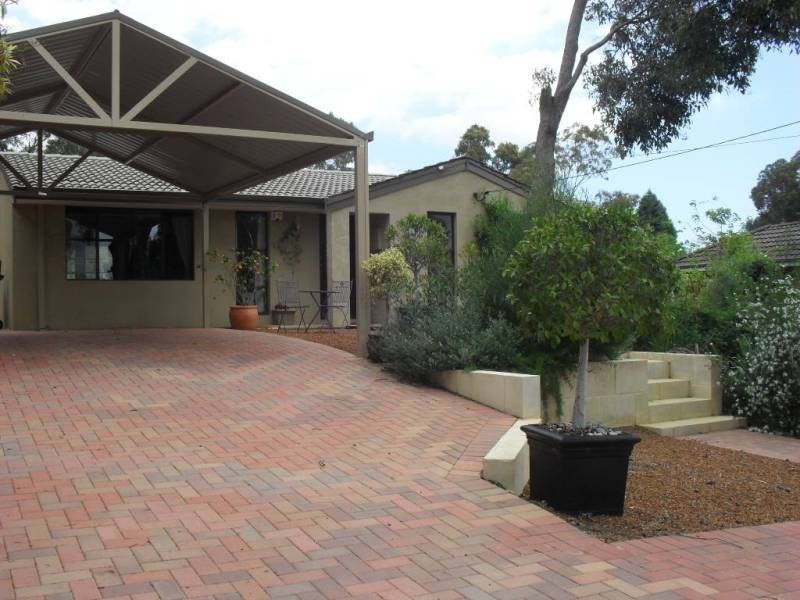 15 Snowball Road, Kalamunda WA 6076