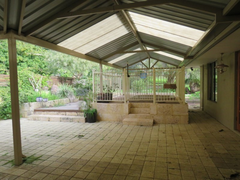 15 Snowball Road, Kalamunda WA 6076