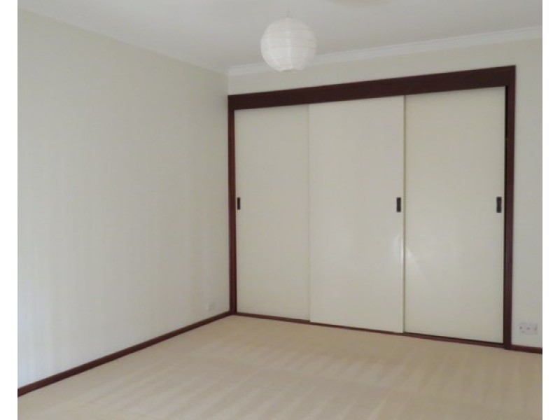 11 Mallee Way, Forrestfield WA 6058