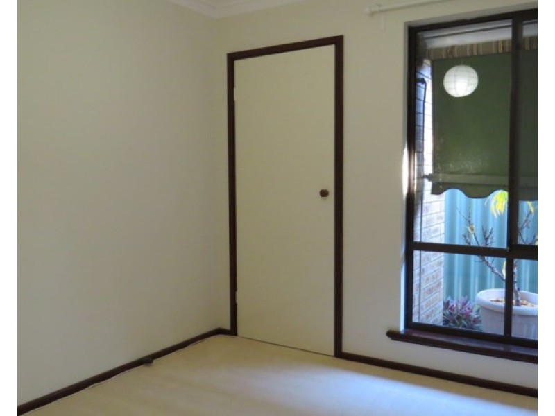 11 Mallee Way, Forrestfield WA 6058