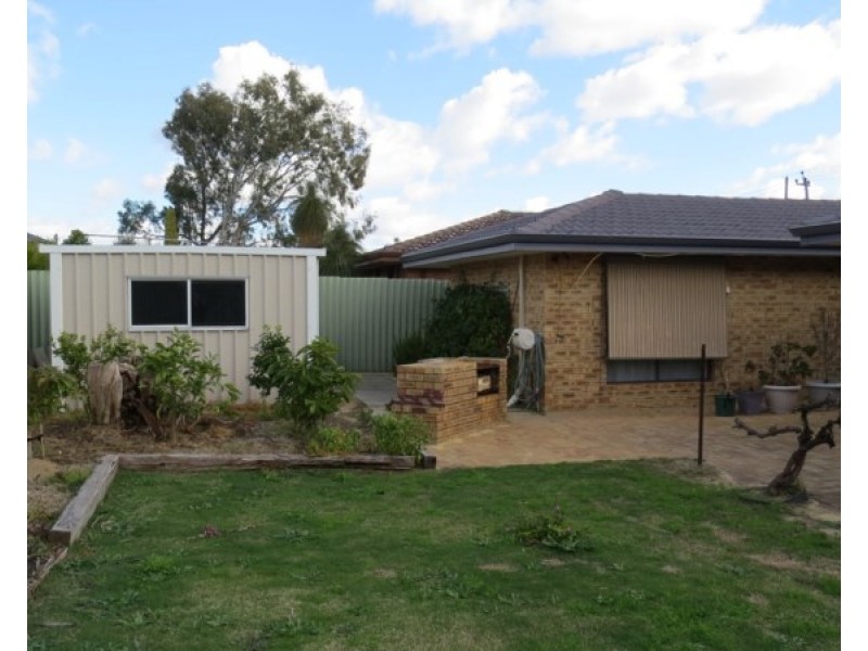 11 Mallee Way, Forrestfield WA 6058