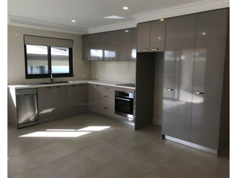 Unit 10/5 Kalamunda Road, Kalamunda WA 6076