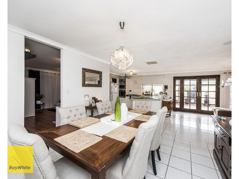 25 Jaffa Close, Seville Grove WA 6112