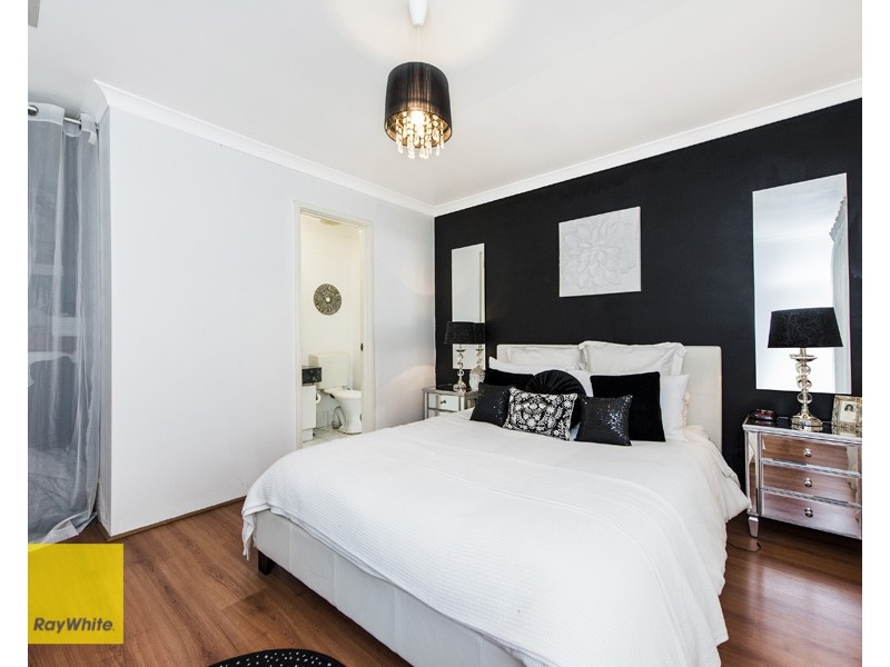 25 Jaffa Close, Seville Grove WA 6112