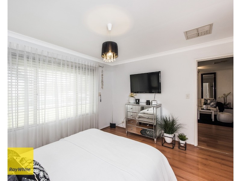 25 Jaffa Close, Seville Grove WA 6112