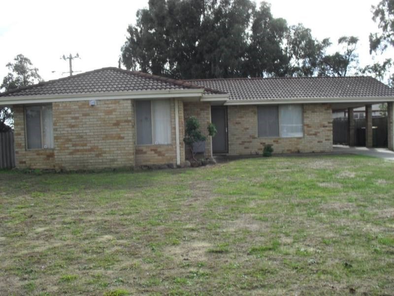 1 Brolga Court, High Wycombe WA 6057