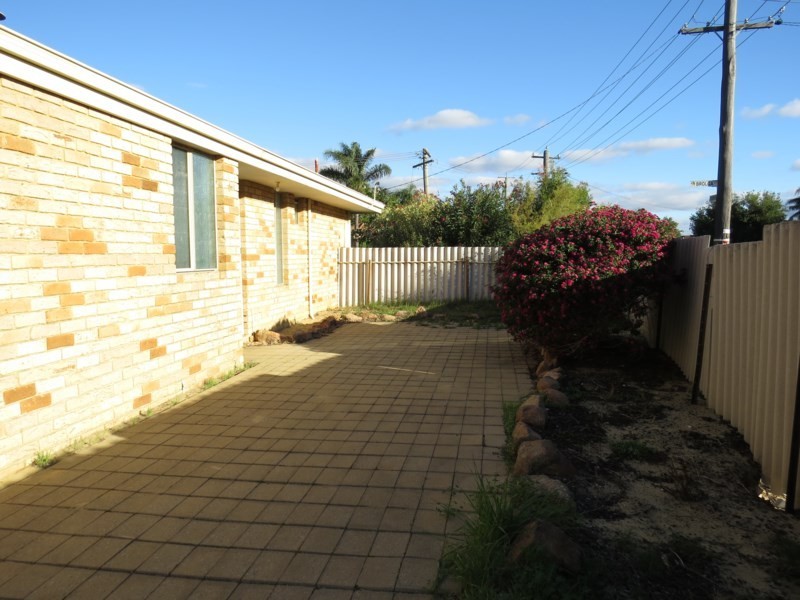 1 Brolga Court, High Wycombe WA 6057