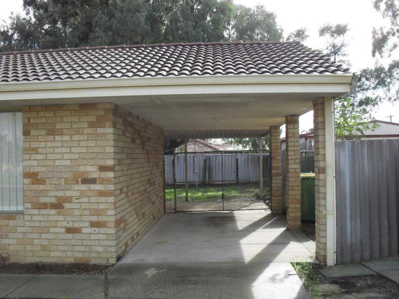 1 Brolga Court, High Wycombe WA 6057