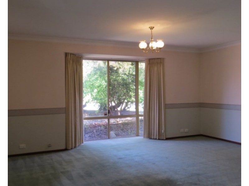 15 Madderson Road, High Wycombe WA 6057