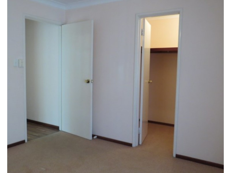 15 Madderson Road, High Wycombe WA 6057