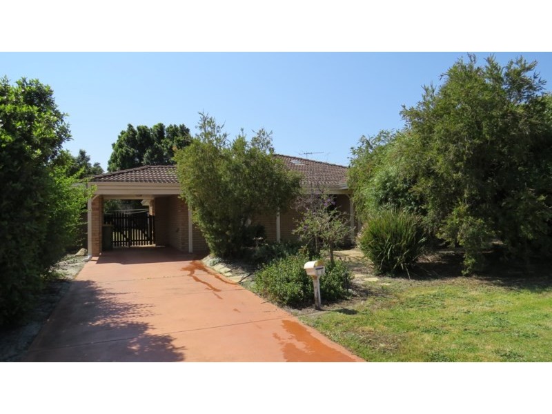 15 Madderson Road, High Wycombe WA 6057