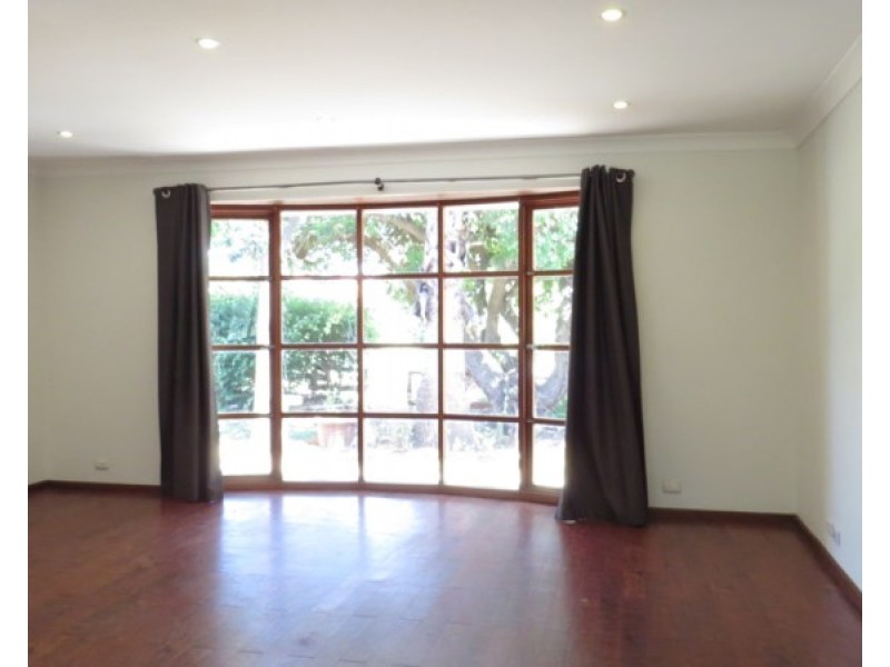 22 Glyde Road, Lesmurdie WA 6076