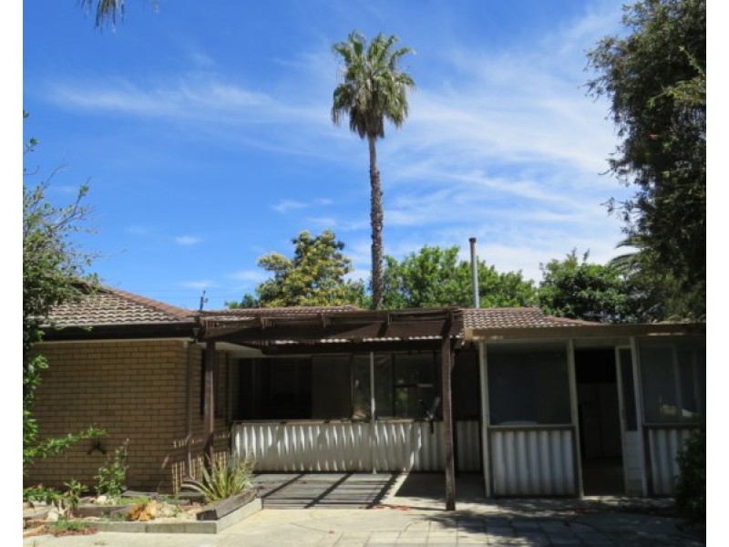 22 Glyde Road, Lesmurdie WA 6076