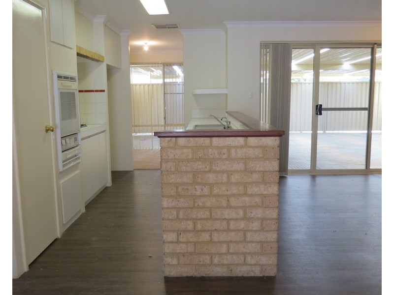 8A Dillon Place, Gosnells WA 6110