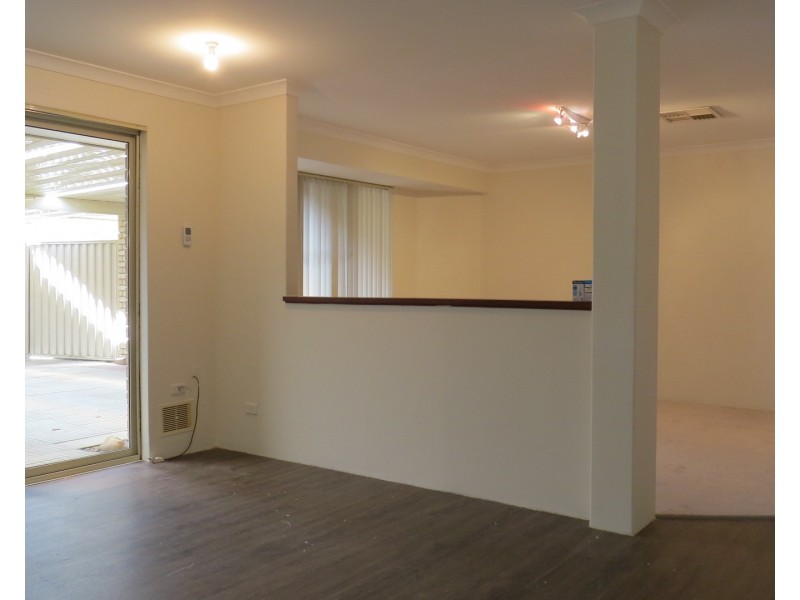 8A Dillon Place, Gosnells WA 6110