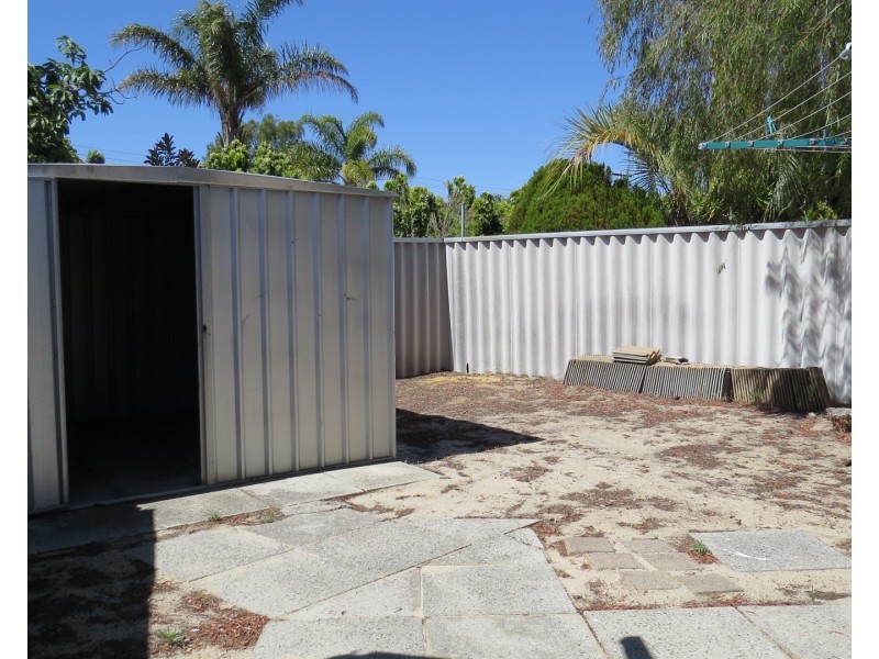 8A Dillon Place, Gosnells WA 6110