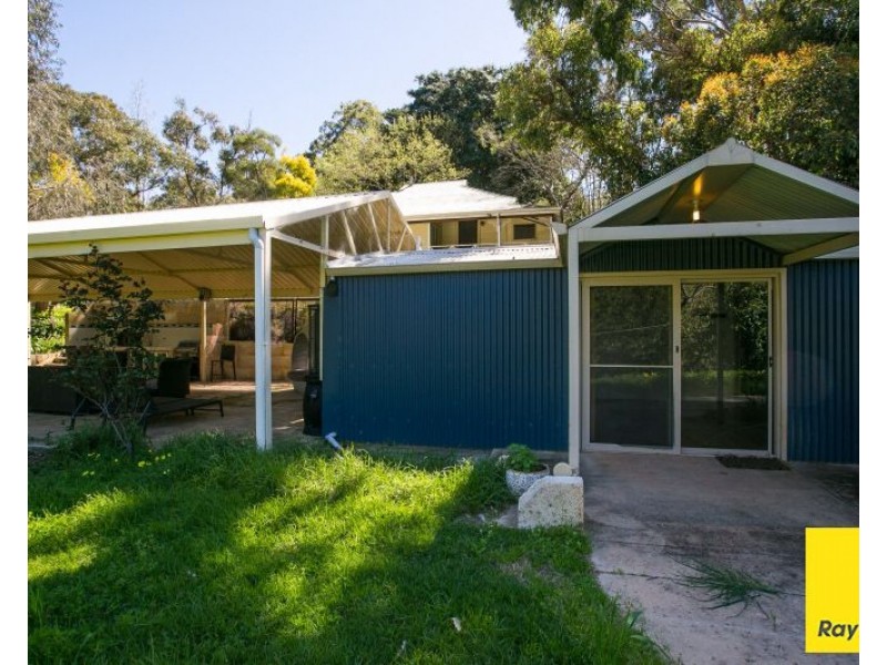 186 Urch Road, Roleystone WA 6111