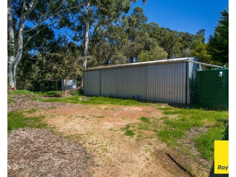 186 Urch Road, Roleystone WA 6111