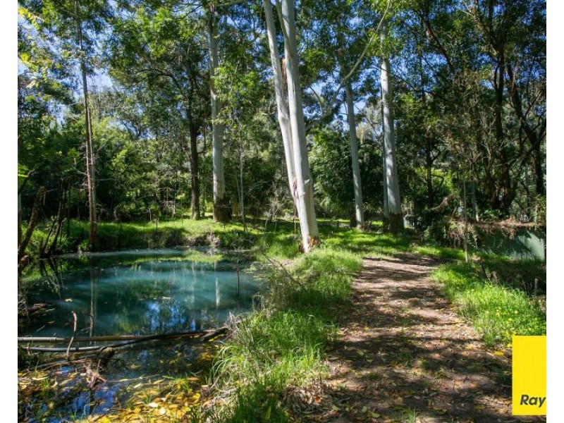 186 Urch Road, Roleystone WA 6111