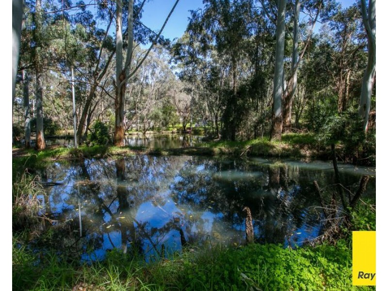 186 Urch Road, Roleystone WA 6111